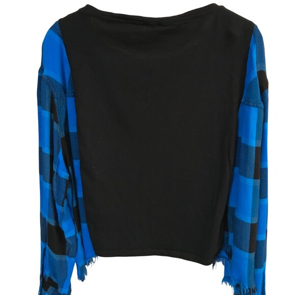 Reworked Flannel Tee, Size L-2XL: Upcycled Oversized White Christmas Snowflakes - Picture 3 of 9